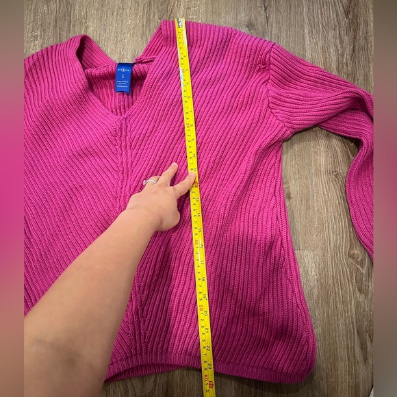 Kit and Ace Magenta Knit V Neck Sweater - Picture 7 of 8